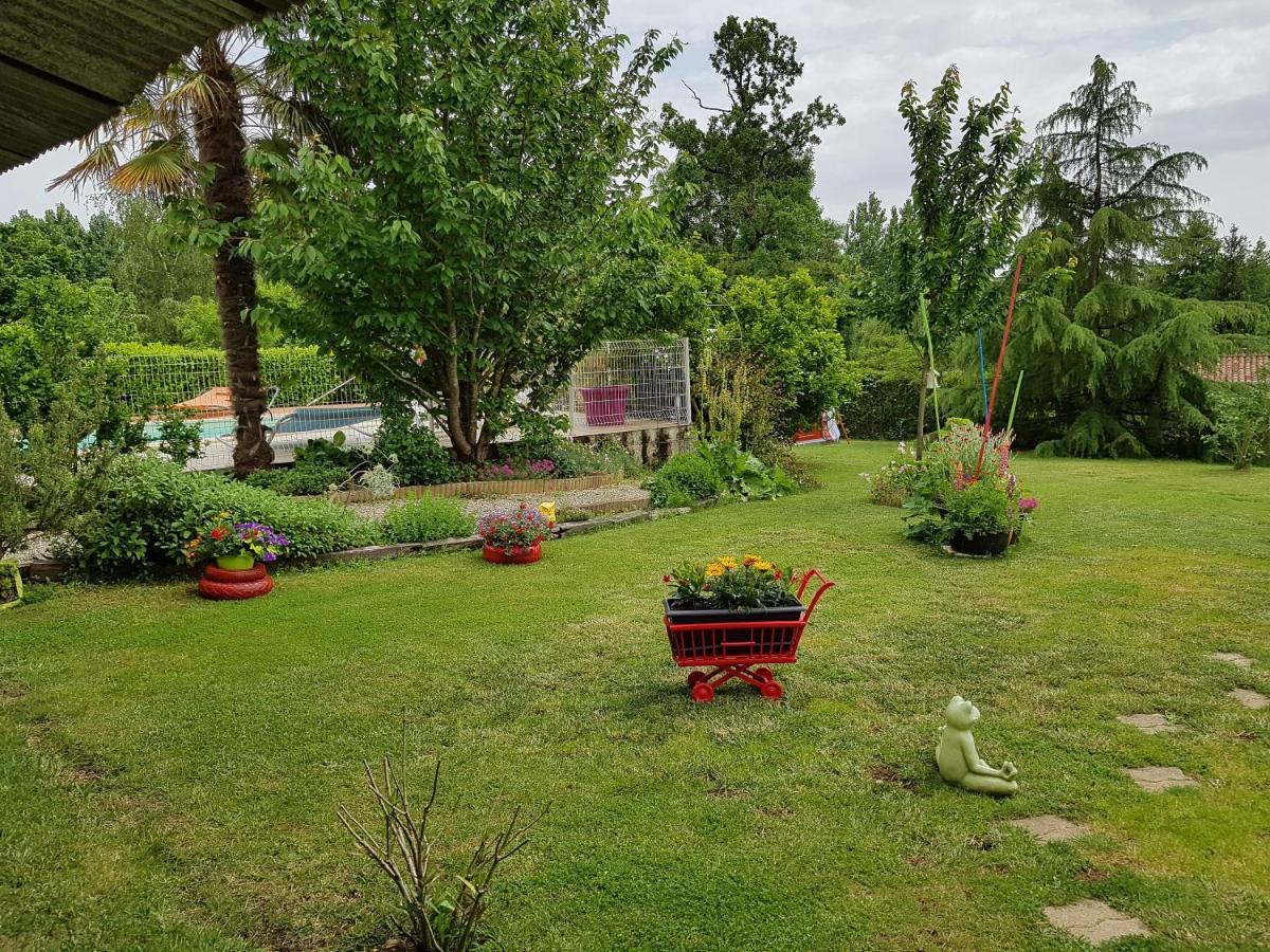 Yourtes Du Bocage Bazoges-en-Pareds Exterior foto